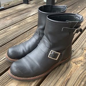 Red Wing Short Engineer Boots